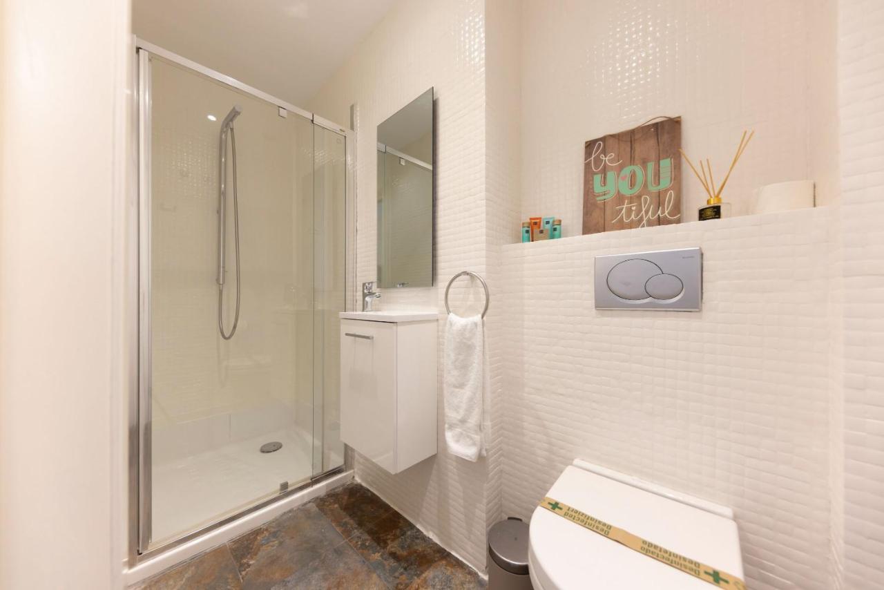 Apartament Bravissimo Eiximenis, With Beautiful Terrace And Views Girona Zewnętrze zdjęcie