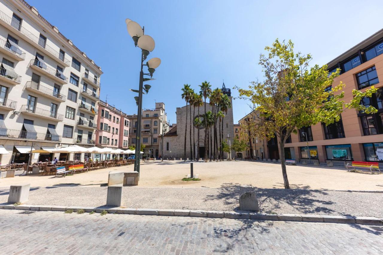 Apartament Bravissimo Eiximenis, With Beautiful Terrace And Views Girona Zewnętrze zdjęcie