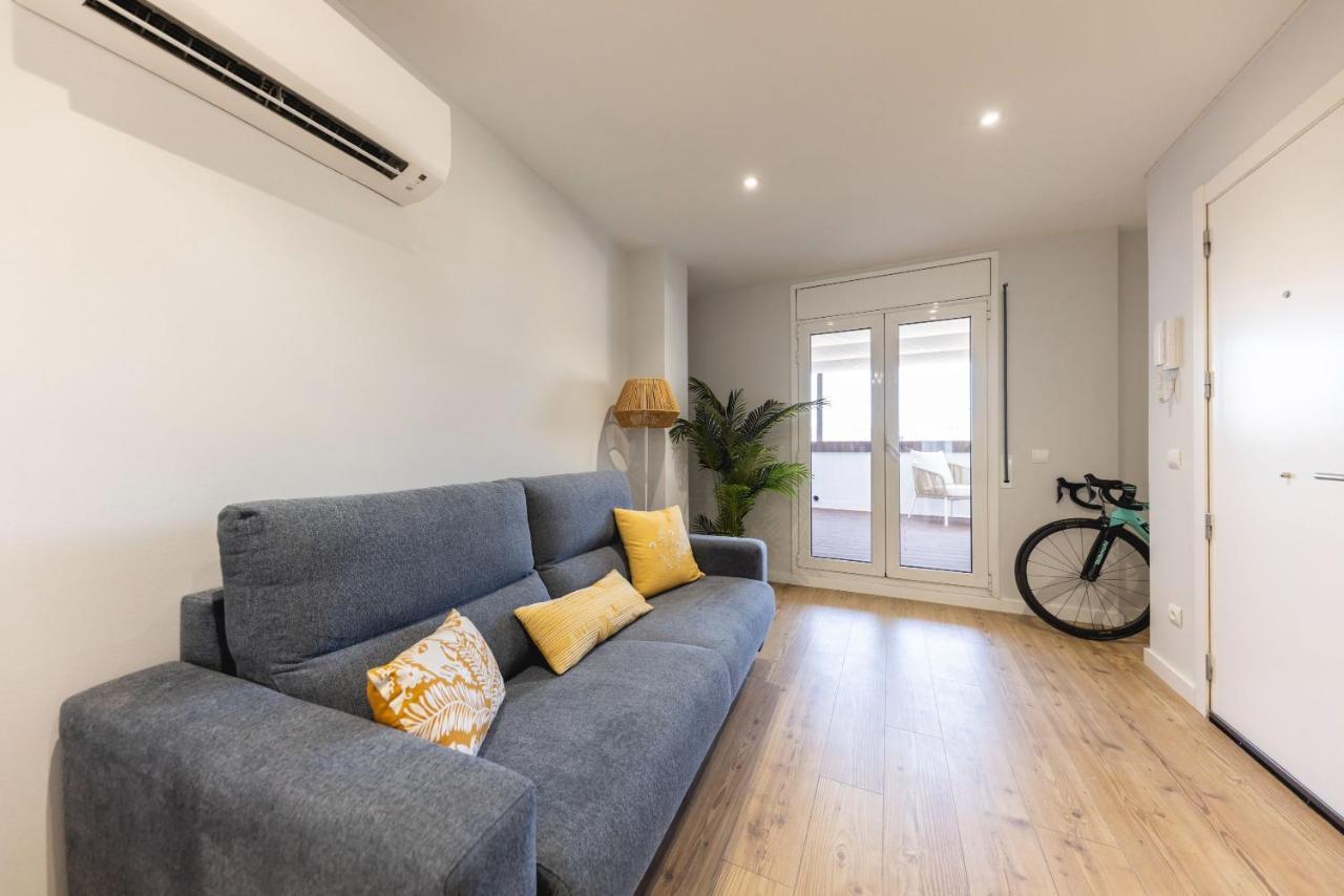 Apartament Bravissimo Eiximenis, With Beautiful Terrace And Views Girona Zewnętrze zdjęcie