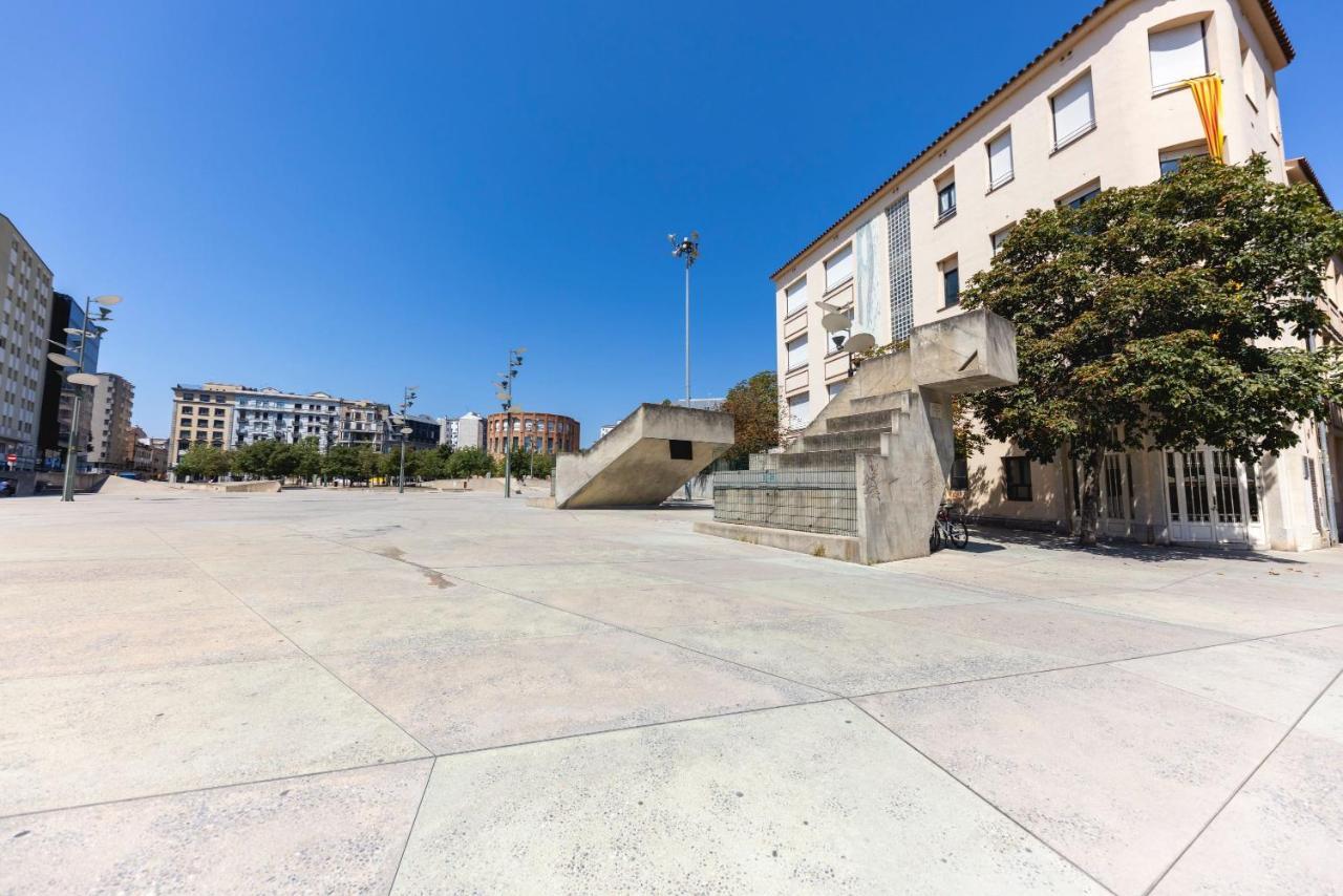 Apartament Bravissimo Eiximenis, With Beautiful Terrace And Views Girona Zewnętrze zdjęcie